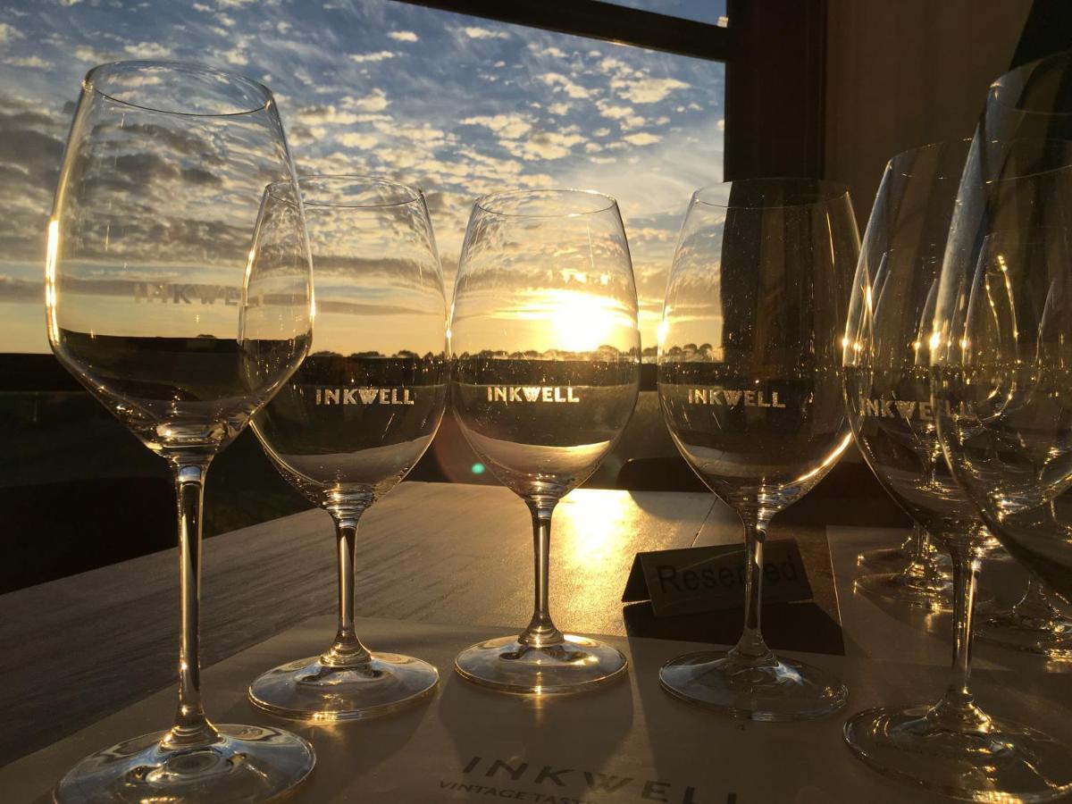 Hotel California Road At Inkwell Wines Макларън Вейл Екстериор снимка